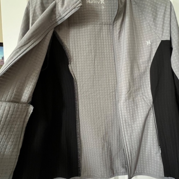 Hurley Lightweight Jacket - Picture 2 of 3